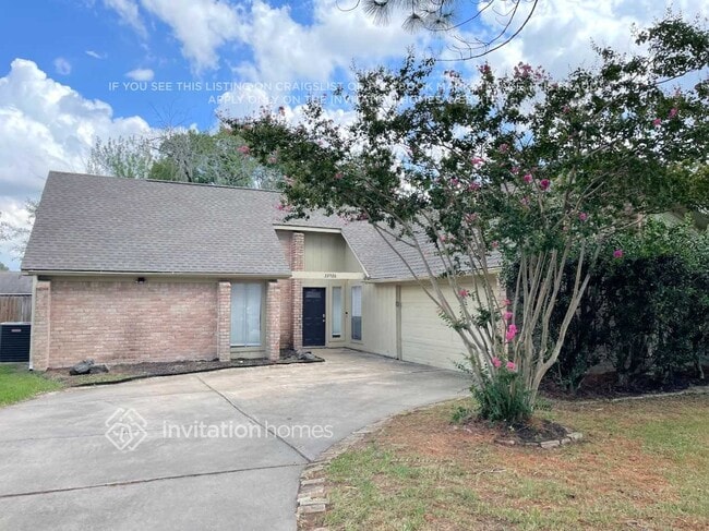 22526 Smokey Hill Dr