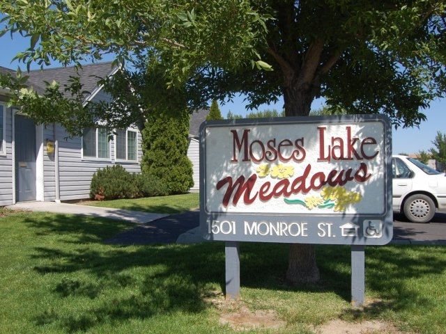 Moses Lake Meadows Apartments in Moses Lake, WA - Building Photo