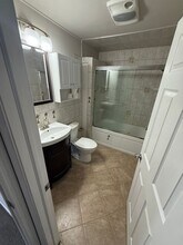 33 Canoebirch Rd in Levittown, PA - Building Photo - Building Photo