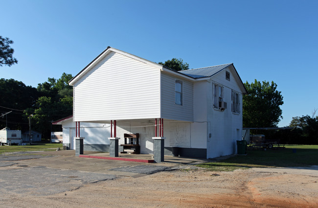 1640-1641 Highway 90 in Crestview, FL - Building Photo - Building Photo