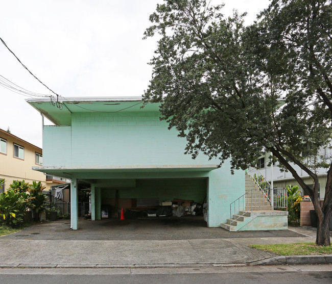 843 Kuikahi St in Honolulu, HI - Building Photo - Building Photo