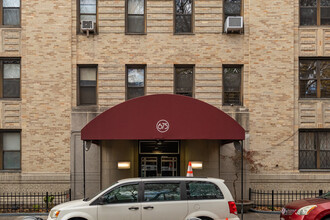 675 Walton Ave in Bronx, NY - Building Photo - Building Photo