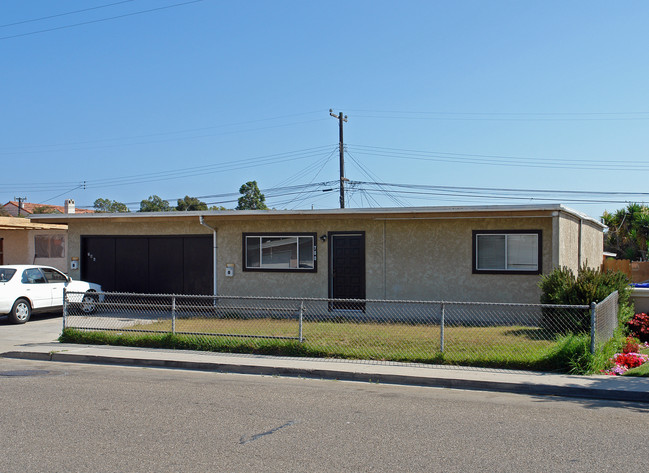 780-786 Jane Dr in Port Hueneme, CA - Building Photo - Building Photo