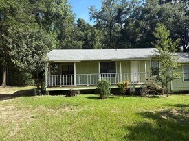 3652 Estates Rd in Tallahassee, FL - Building Photo