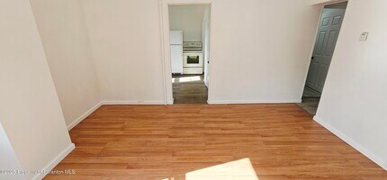 130 S Rebecca Ave in Scranton, PA - Building Photo - Building Photo