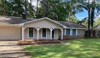 102 Long Meadow Ct in Brandon, MS - Building Photo - Building Photo