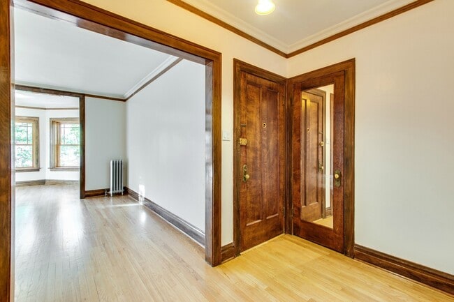 1434 W Thorndale Ave in Chicago, IL - Building Photo - Building Photo