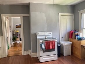 25 W Kidder St, Unit 25 in Portland, ME - Foto de edificio - Building Photo