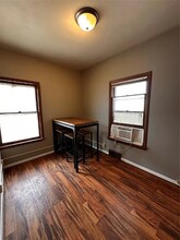 1148 36th St, Unit #1 in Des Moines, IA - Foto de edificio - Building Photo