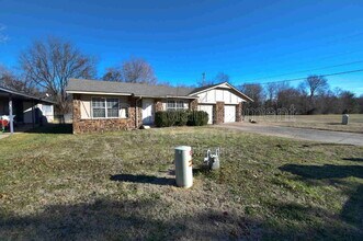 14025 S 287th E Ave in Coweta, OK - Building Photo - Building Photo