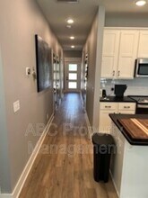 608 W Maple St in Rogers, AR - Building Photo - Building Photo