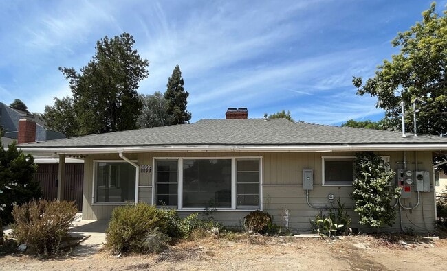 property at 809 S Knott Ave