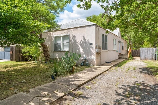 property at 1812 Ford St
