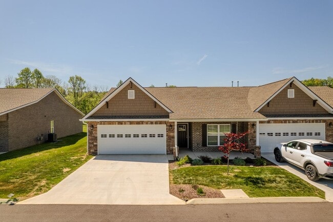 property at 728 Snowflower Cir