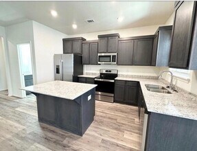 4223 W Santa Fe St in Fayetteville, AR - Building Photo - Building Photo