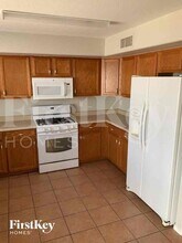 12922 W Holly St in Avondale, AZ - Building Photo - Building Photo