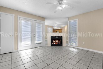 1700 Baird Farm Cir in Arlington, TX - Building Photo - Building Photo