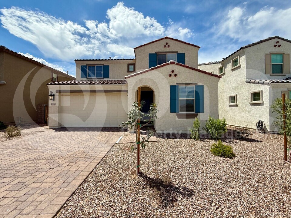 11524 S 53rd Ave in Phoenix, AZ - Building Photo