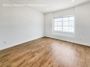 14225-14221 1 St NW in Calgary, AB - Building Photo - Building Photo