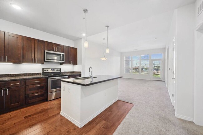 Amberley at Inverness in Englewood, CO - Foto de edificio - Building Photo