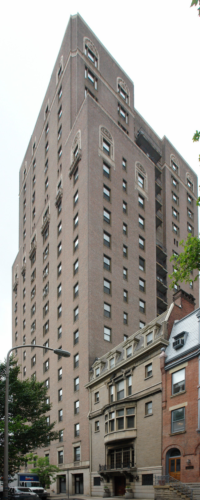 The Carlyle in Philadelphia, PA - Building Photo - Building Photo