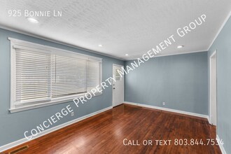 925 Bonnie Ln in Aiken, SC - Building Photo - Building Photo