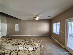 5951 Gentleslope St in Henderson, NV - Building Photo - Building Photo