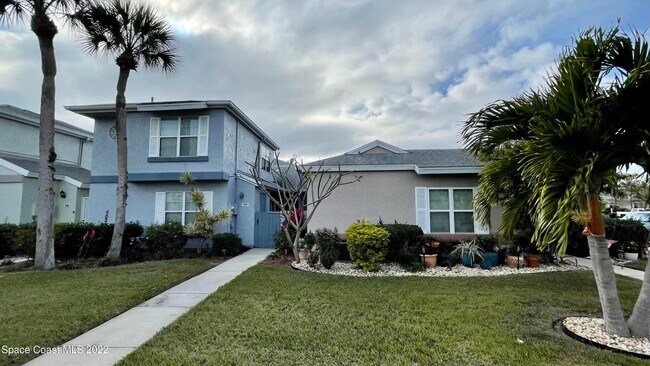 1425 Malibu Cir NE in Palm Bay, FL - Building Photo - Building Photo