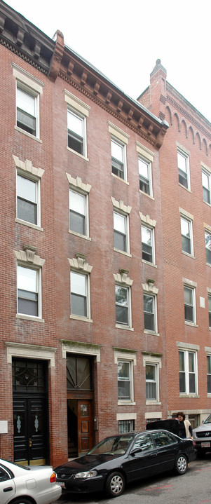 16 Hull St in Boston, MA - Foto de edificio