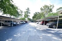 12633 Memorial Dr photo'