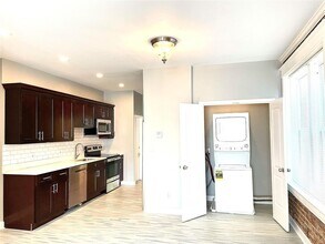 5011 Devonshire Ave, Unit D in St. Louis, MO - Building Photo - Building Photo