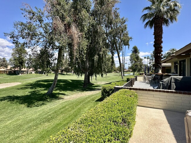 170 Castellana S in Palm Desert, CA - Building Photo - Building Photo