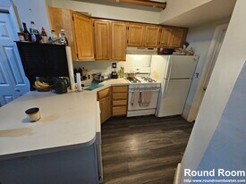 1629 Commonwealth Ave, Unit 1 in Boston, MA - Building Photo