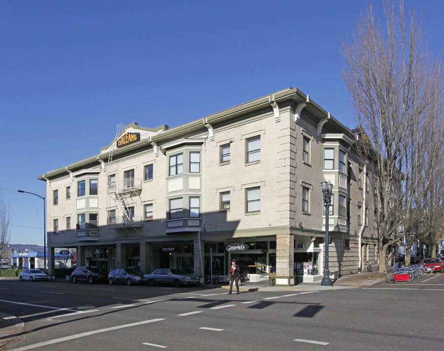 Orleans Apartments in Portland, OR - Building Photo