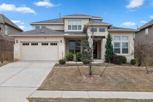 9033 Rattlesnake Trail in Austin, TX - Building Photo