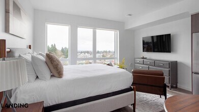 8511 15th Ave NW, Unit 710 in Seattle, WA - Foto de edificio - Building Photo