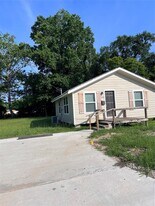 226 S San Jacinto Ave