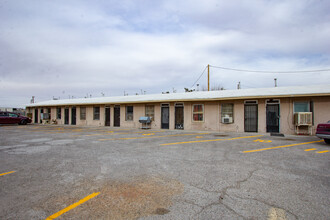 3408 Frutas Ave in El Paso, TX - Building Photo - Building Photo