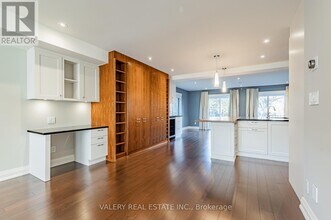 30 Bernice Ave in Toronto, ON - Building Photo - Building Photo