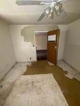 3024 Glenwood Ave in Alton, IL - Foto de edificio - Building Photo