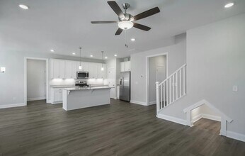 7 Callen Oak Wy in Greenville, SC - Building Photo - Building Photo