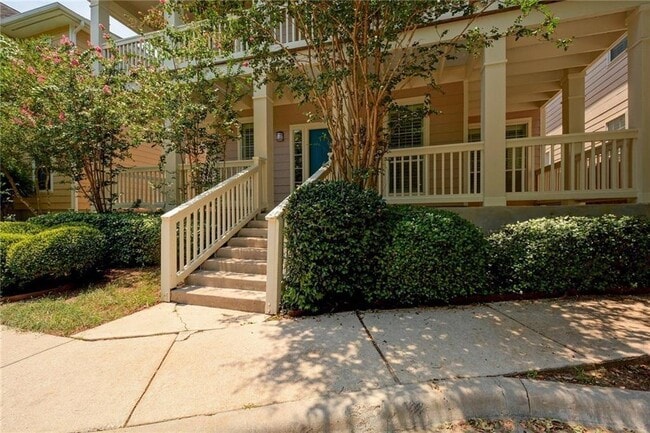 2614 Kinney Oaks Ct in Austin, TX - Building Photo - Building Photo