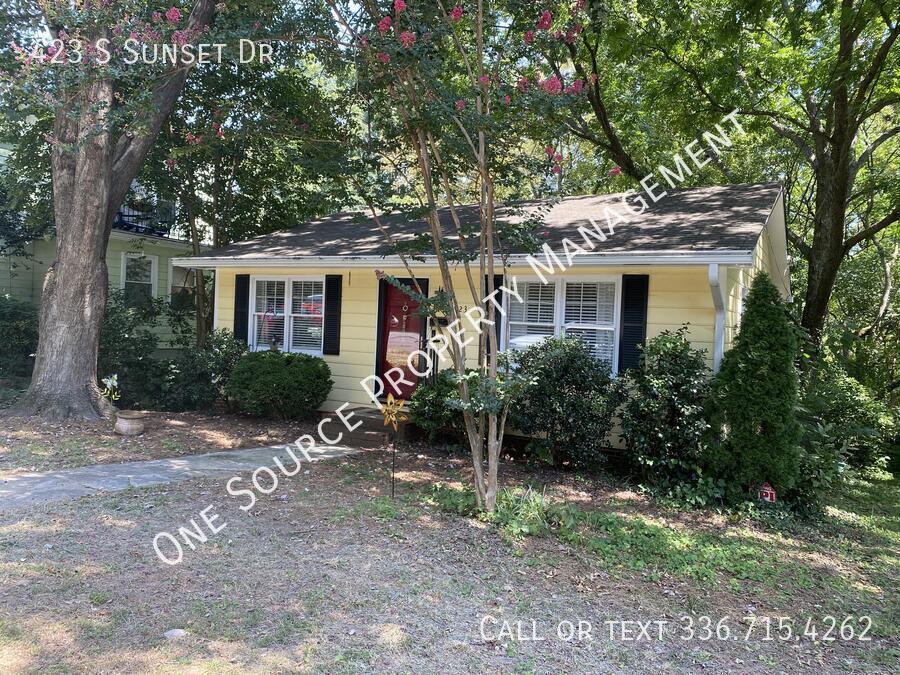 423 S Sunset Dr in Winston-Salem, NC - Building Photo