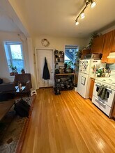 1054 Cambridge St, Unit 1054-3R in Cambridge, MA - Building Photo - Building Photo
