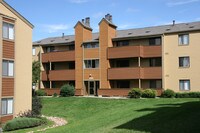 Building Photo - The Parc at Briargate Apartments in Colorado Springs, Colorado