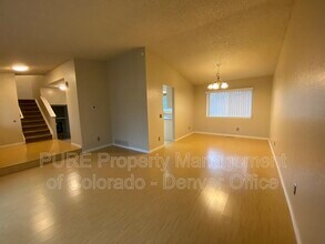 725 Northridge Rd in Littleton, CO - Building Photo - Building Photo