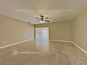 2620 SW 121st Ave in Miami, FL - Building Photo - Building Photo