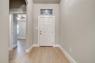 836 Mesa Vista Dr in Crowley, TX - Building Photo - Building Photo