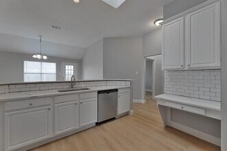 4520 Lodestone Ln in Fort Worth, TX - Building Photo - Building Photo