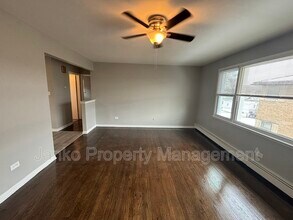 2067 135th Pl in Blue Island, IL - Building Photo - Building Photo